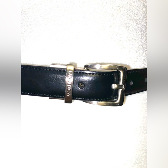 Black Handcrafted Belt - Picture 2 of 4